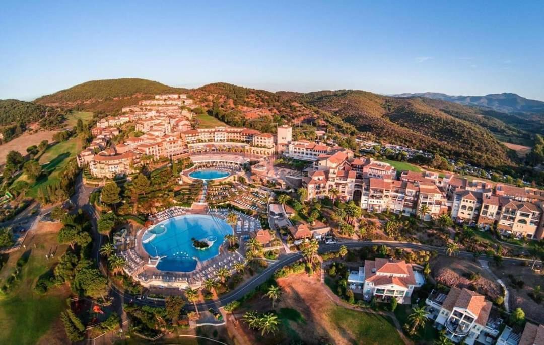 Saint-Raphael- Vue Mer Et Massif De L'Esterel エクステリア 写真